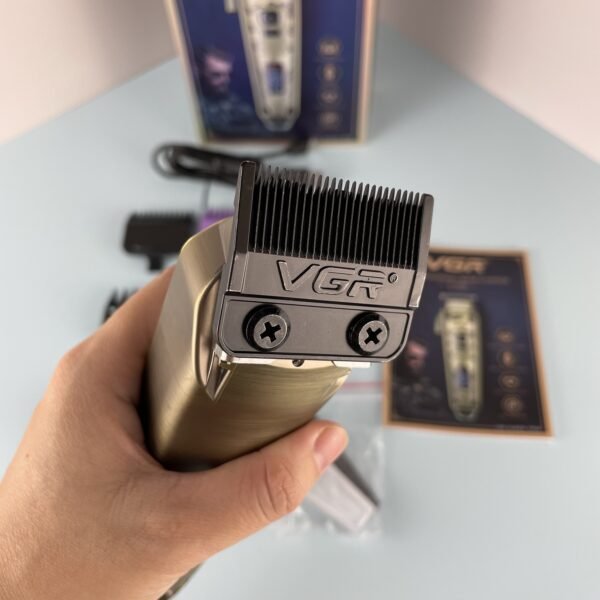 VGR Premium Metal Housing Hair Clipper LED Display, powder metallurgic Blade 5500-7000 RPM 4 Speed motor auto testing button USB charging 4 adjustable Taper Lever 8 Guide combs Runtime 250 min, V-005